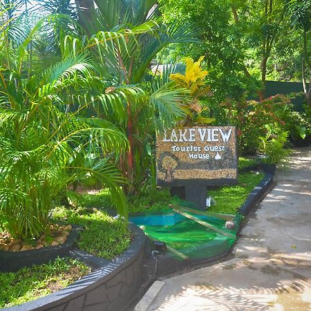 Lake View The Tourist Guest House Holambra Exterior foto
