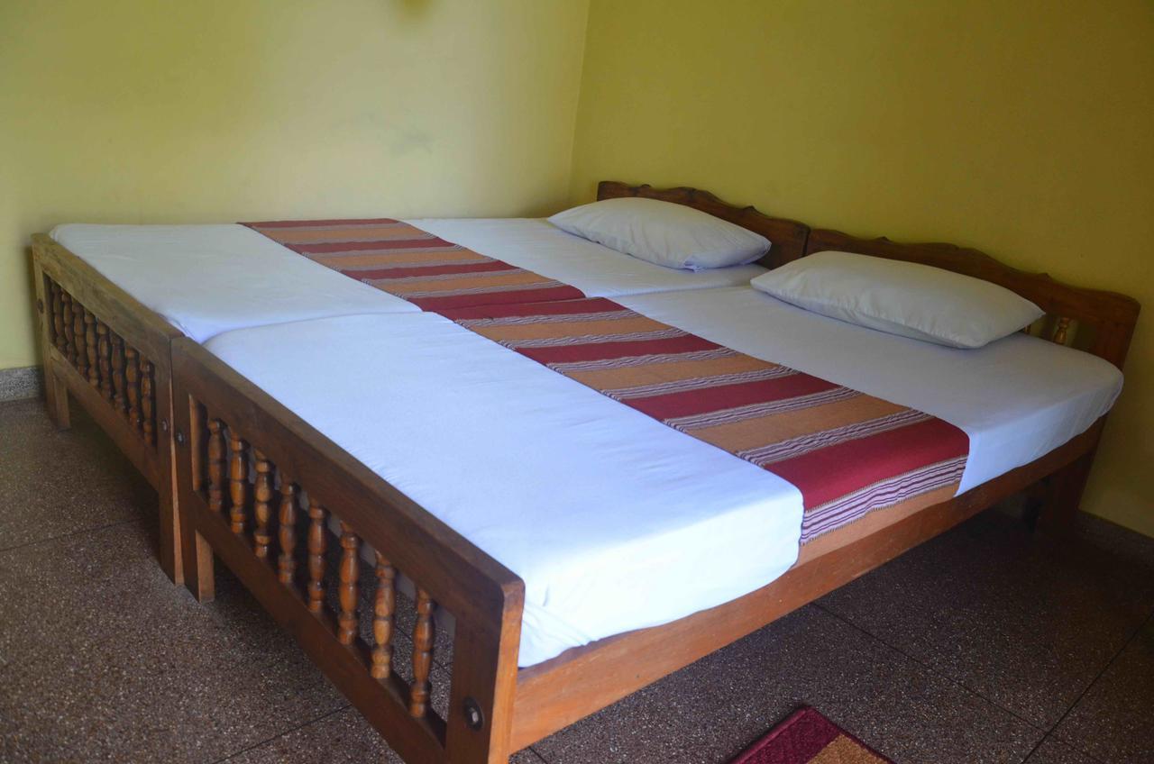 Lake View The Tourist Guest House Holambra Exterior foto