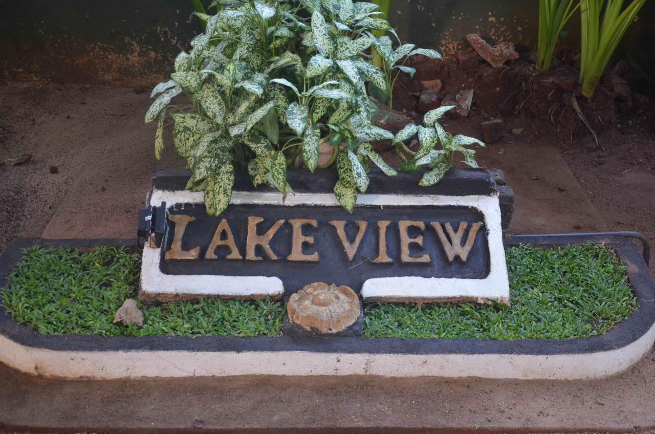 Lake View The Tourist Guest House Holambra Exterior foto